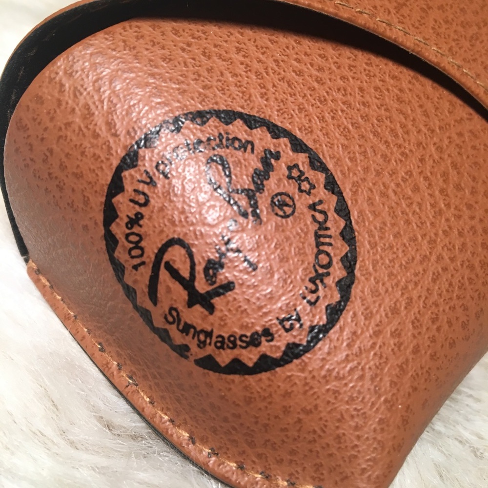Brown Ray-Ban Case